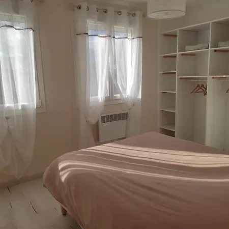 Maison Dans Quartier Residentiel * Givray