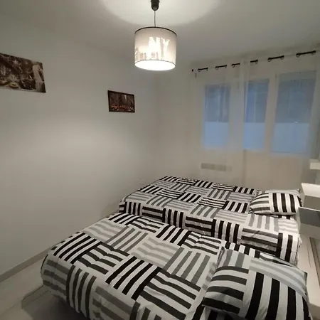 Maison Dans Quartier Residentiel Vakantiehuis